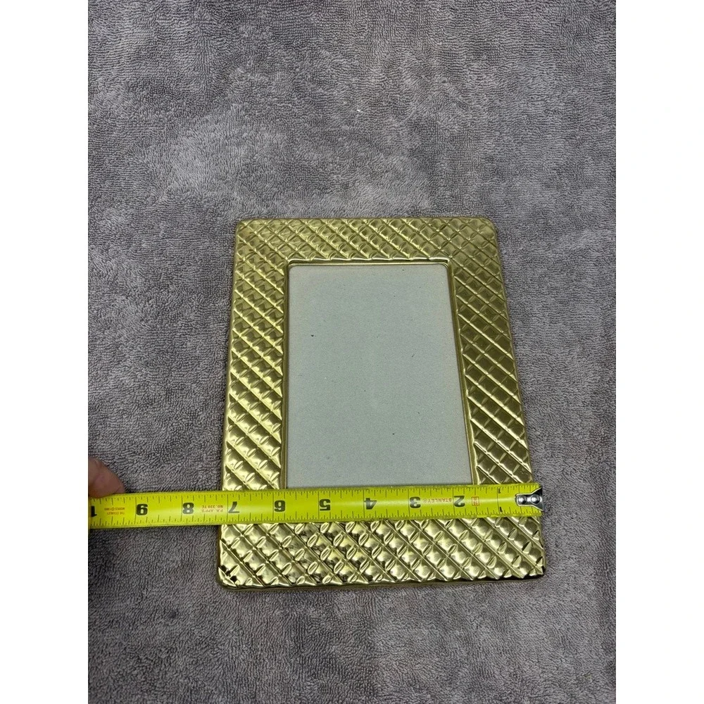 Vintage Made in Korea Gold Quilted Diamond Metal Picture Frame 5x7 Tabletop